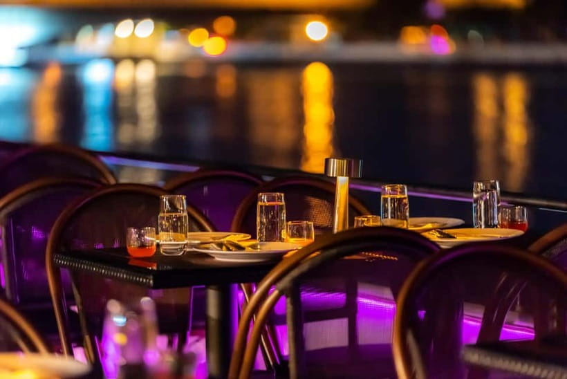 Bangkok: The Newest Luxury 5-Star Bangkok Chao Phraya Cruise - Getting on board without losing your mind, check-in and crowds