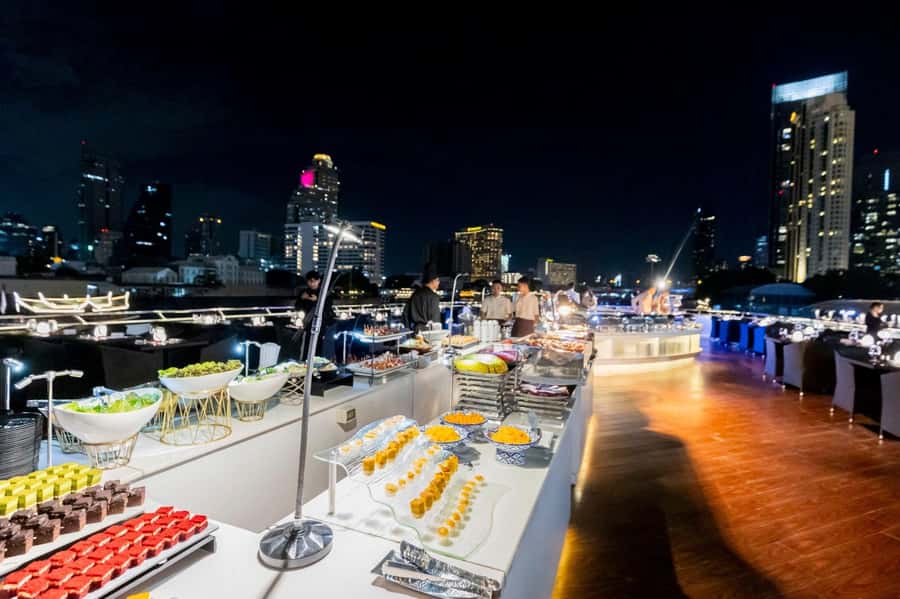 Bangkok: The Opulence Buffet Dinner Cruise with Live Band - Live band and Thai dance shows, plus the noise reality