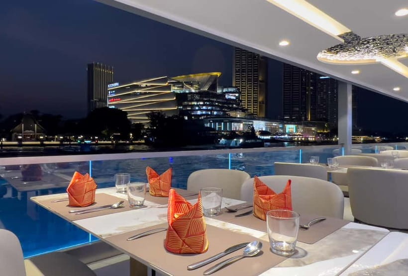Bangkok:The Planet Sunset&Dinner Cruise on Chao Phraya River - Onboard vibe: band, singer, and the staff energy