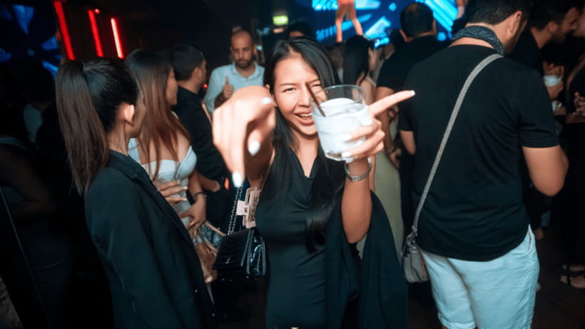 Bangkok: The Speakeasy, Rooftop & Iconic Venues Pub Crawl - Dinner With Strangers Add-On: The Best Move If You Want Friends Fast
