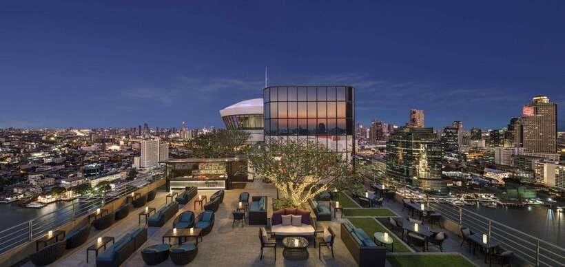 Bangkok: ThreeSixty Rooftop Bar at Millennium Hilton - The Views: 360 Degrees of River and City