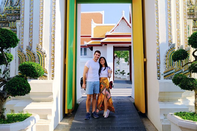Bangkok Thrilling Tuk Tuk Tour (Private & All-Inclusive) - All-white marble temple moments and other big sights