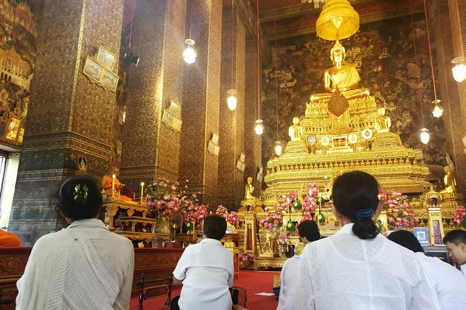 Bangkok Tour: Highlights & Hidden Gems & Long Tail Boat - Stop 2: Chao Phraya by Long-Tail Boat, Local Life and Fish Feeding