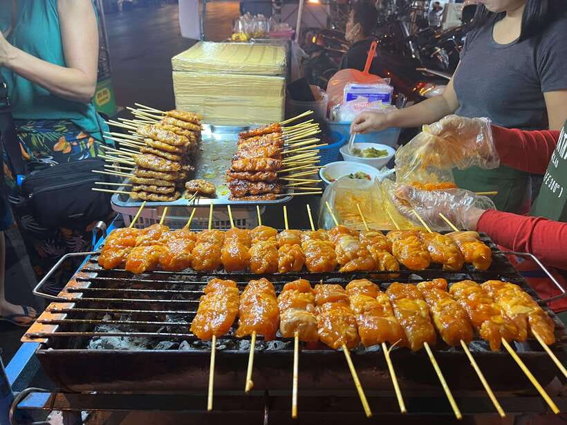 Bangkok Tuk-Tuk by Night with Chinatown Street Food Meal - Pak Khlong Talat Flower Market and the Lotus-Folding Lesson