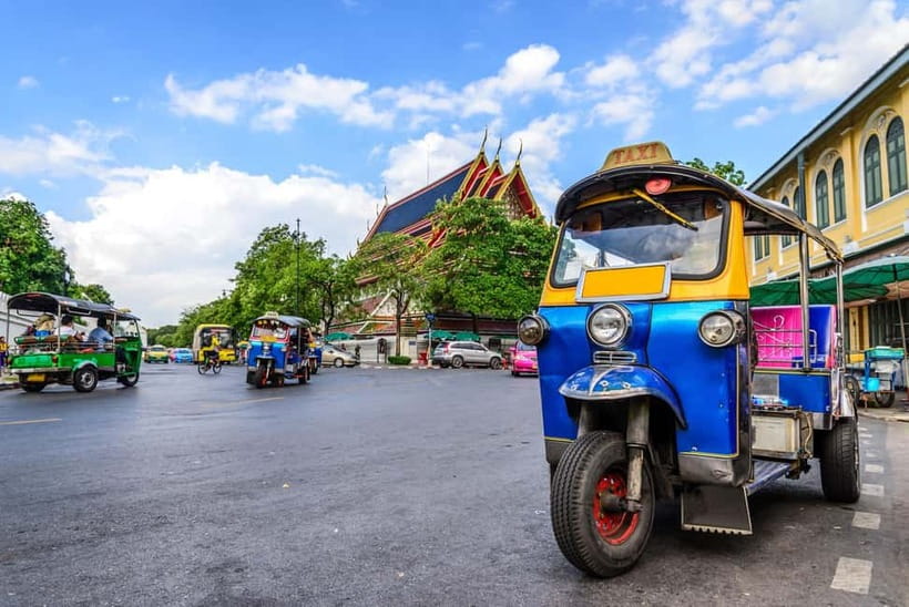 Bangkok Tuk-Tuk City Sightseeing Tour - Grand Palace and Giant Swing: Fast Hits of Bangkok’s Most Recognizable Landmarks