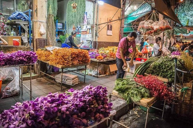 Bangkok Tuk Tuk Tour - Hotel-pickup & Dinner - Khao San Road at night: iconic, close-up, and worth walking for a few minutes