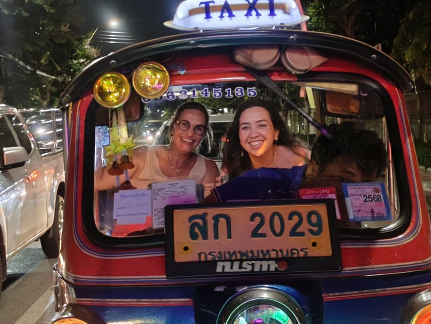 Bangkok Tuk Tuk Tour with Hotel Pick up and Dinner - Khao San Road After Dark, Plus the Imperial Palace Area