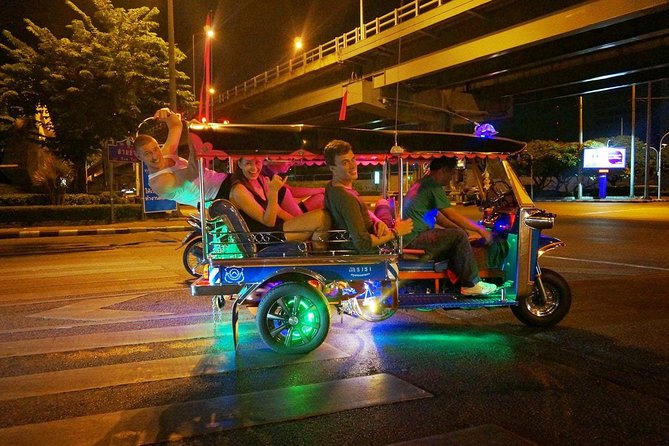 Bangkok Under the Night Lights by TUK-TUK (SHA Plus) - BTS Saphan Taksin to the river: a smart start