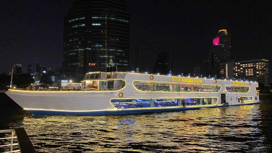 Bangkok: Viva Alangka Chao Phraya Dinner Cruise - Wat Arun sightseeing: why the river-to-sight mix works