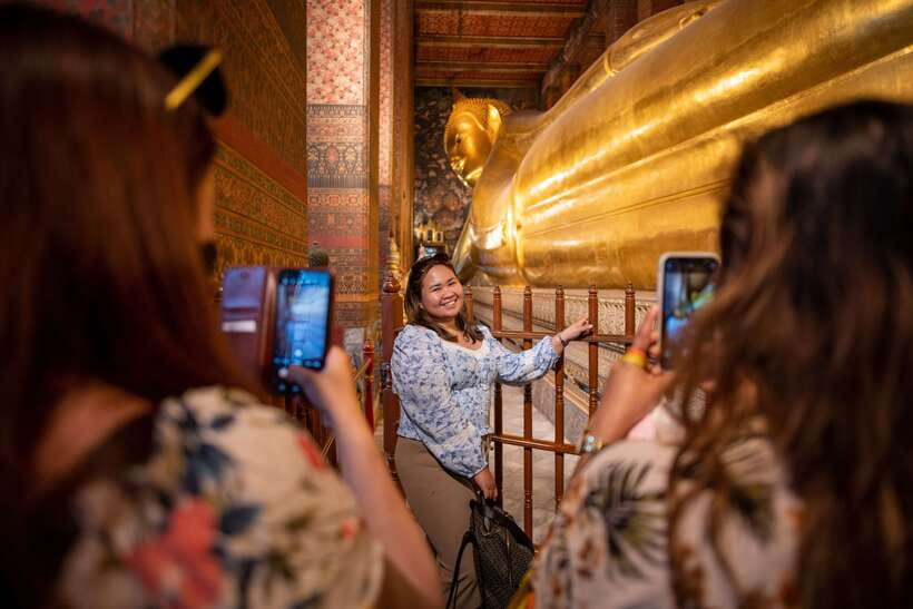 Bangkok: Wat Pho and Wat Arun Guided Walking Tour - What to bring and the dress code that matters