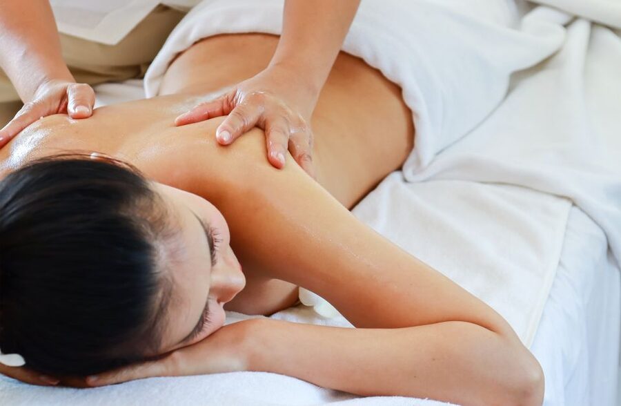 Bangkok: Wat Pho Thai Massage in Your Hotel Room - From Hotel Lobby to Your Bed: The 2-Hour Flow