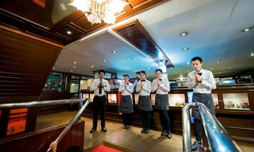 Bangkok: White Orchid Chao Phraya Cruise, Thai Buffet & Beer - Seafood Buffet and Unlimited Beer: What It Feels Like