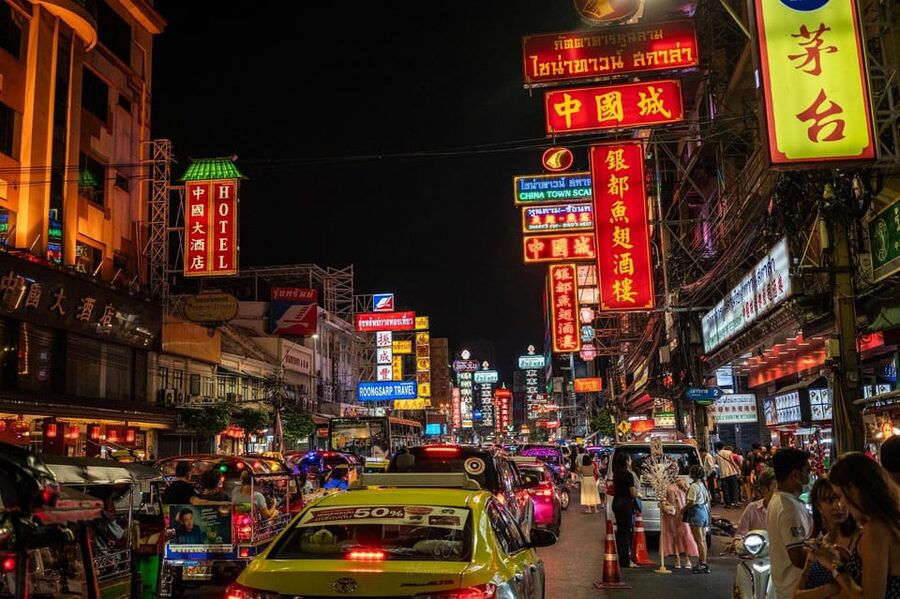 Bangkok with a Private Car and Driver Customizable Tours - Price, private transport, and when $45 per person feels fair