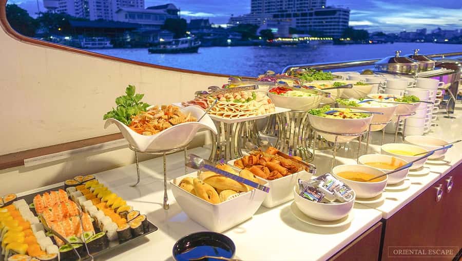 Bangkok: Wonderful Pearl Dinner Cruise and Live Performance - Sights From the Water: Wat Arun, Grand Palace, Wat Pho, and ICONSIAM