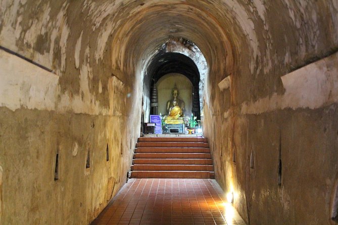 Best seller!! Amazing Night tour, Doi Suthep + Wat umong - Top Must visit! - Timing reality: how sunset and traffic shape your night temple experience