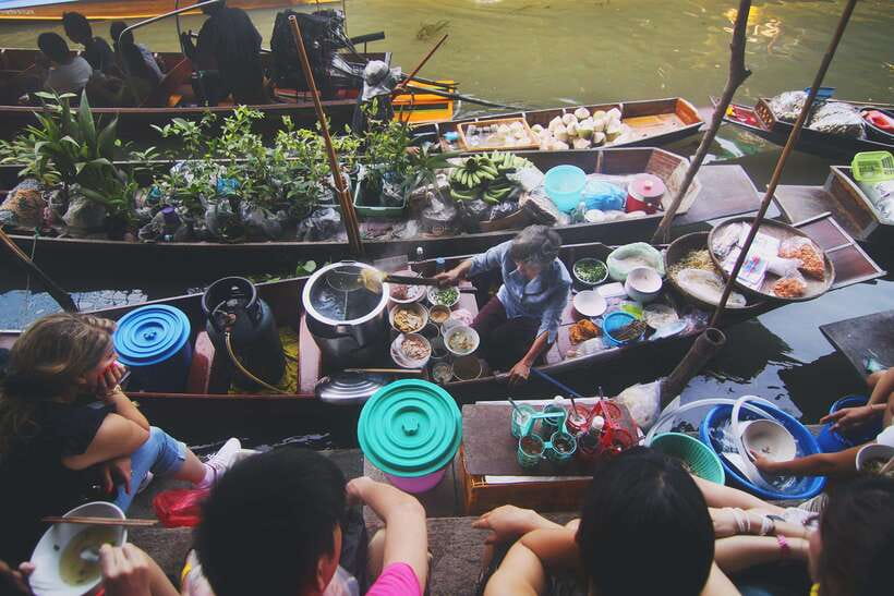 Boat Tour of Damnoen Saduak Floating Market - Long-tail boat ride: what the 1 hour actually feels like