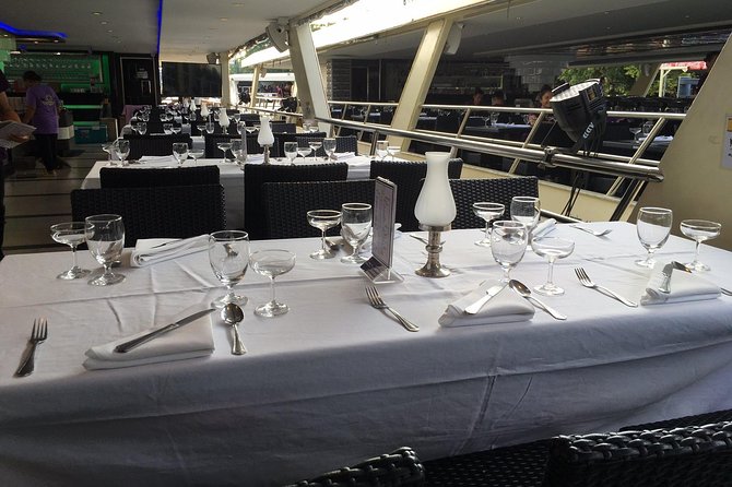 Chao Phraya River Dinner Cruise - Atmosphere, seating, and the social “dinner with strangers” factor