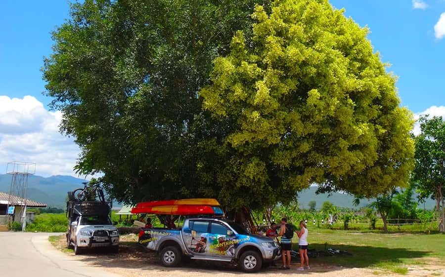 Chiang Mai: 25km Leisure Mountain Biking & Jungle Kayaking - Pedal through rice fields and village trails on a leisurely 25km route