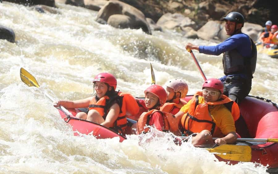 Chiang Mai: ATV Adventure, Jungle Hike & White Water Rafting - Hotel pickup and van ride: your first clue about the pace