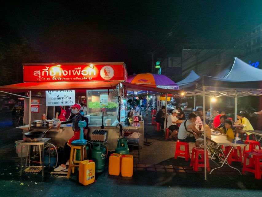 Chiang Mai: Chiang Mai Bar Hopping Guided Night Tour - Key things to know before you go