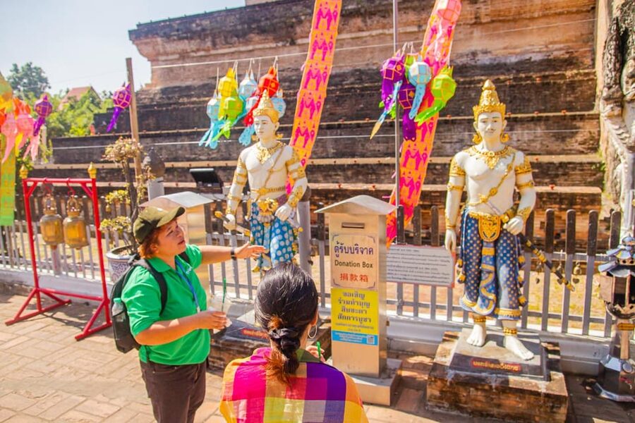 Chiang Mai: Chiang Mai Old City Twilight Walking Tour - Responsible elephant spotting: a quick mindset check for Chiang Mai