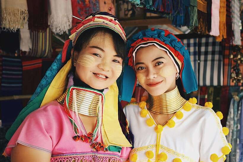 Chiang Mai: Chiang Rai Temples, Karen Tribe and Hot Springs - Who Should Book This Tour, and Who Might Skip It