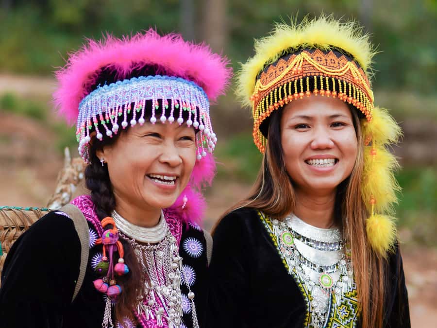 Chiang Mai: Customizable Chiang Mai Surrounding Areas Tour - San Kamphaeng Hot Springs and Mae Kampong Village: slow down without getting bored