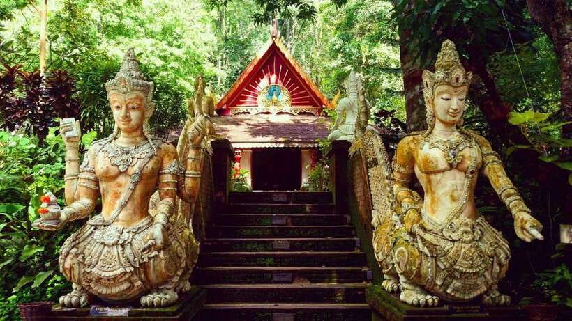 Chiang Mai: Doi Suthep and Wat Pha Lat Temple Evening Tour - Evening Temples in Chiang Mai: What Changes When the Sun Drops