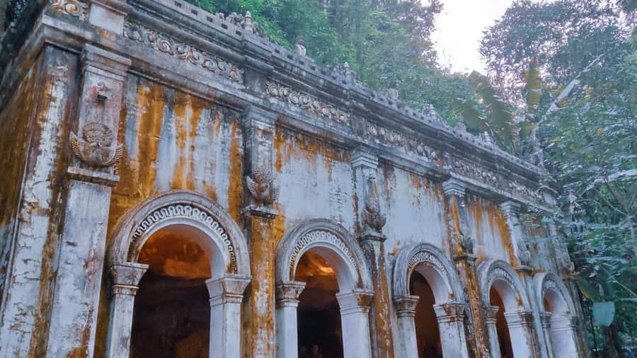 Chiang Mai: Doi Suthep, Wat Pha Lat and Michelin Food Tour - The guide, Nat, and why the pacing feels human