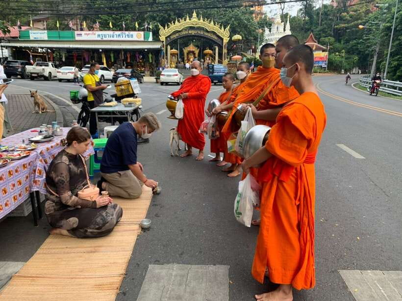 Chiang Mai: Doi Suthep, Wat Umong, and Pha Lat Sunrise Tour - Price and Value, What $32 Really Includes