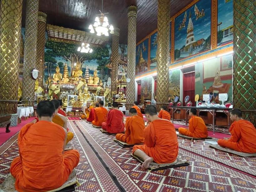Chiang Mai: Evening Chanting & Meditation - Meeting up at Wat Lok Moli, and what to do with those first 15 minutes