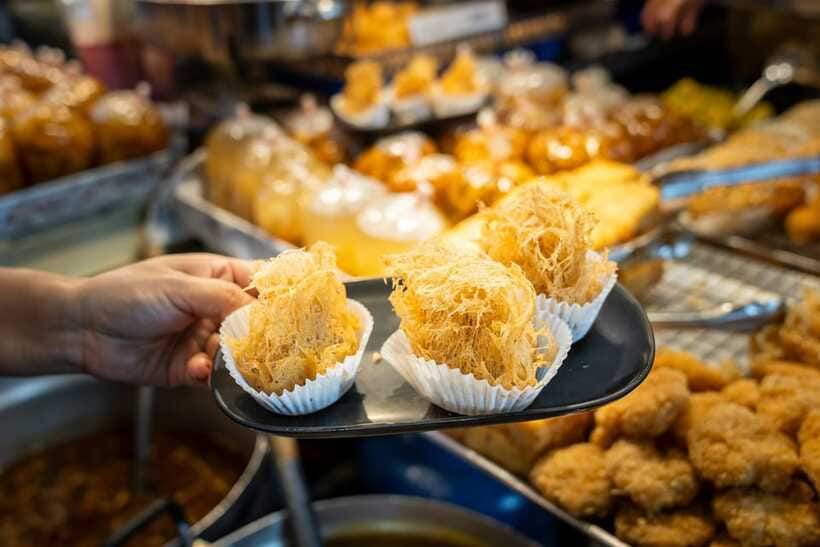 Chiang Mai: Evening Sightseeing and Local Food Guided Tour - Price and value: what $45 buys you in real terms