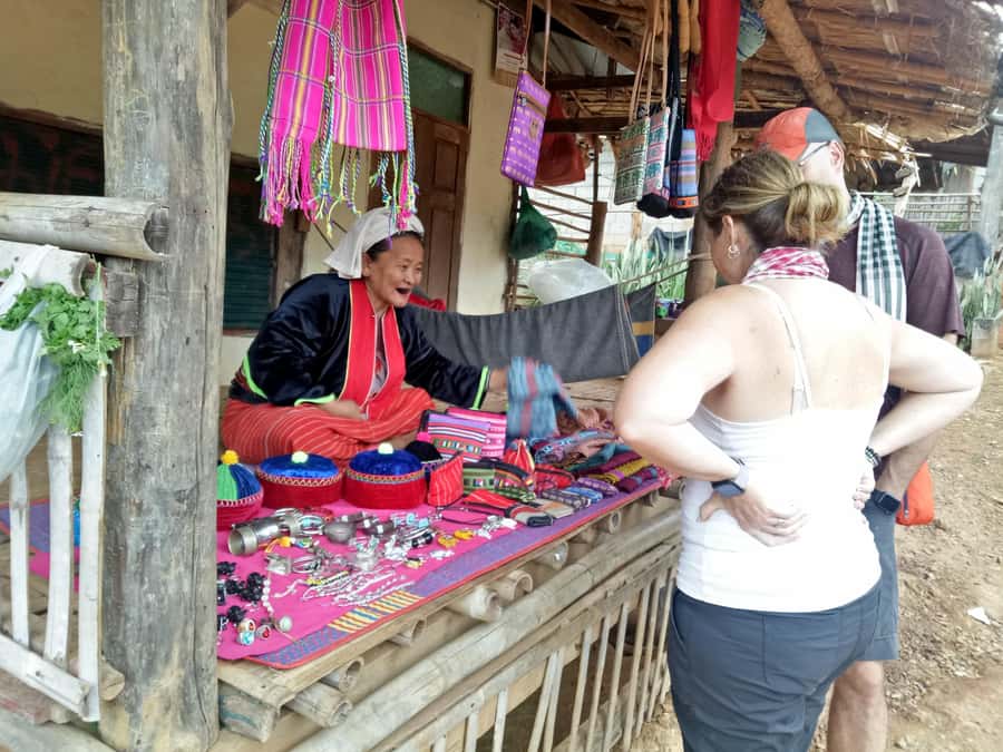 Chiang Mai: Full Day 5 Hill Tribes Tour - Pickup, timing, and how the long van rides fit the plan