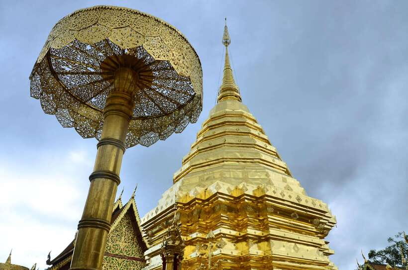 Chiang Mai: Hike on Monk’s Trail and Doi Suthep Private Tour - Monk’s Trail to Wat Pha Lat: the quiet way to start Doi Suthep