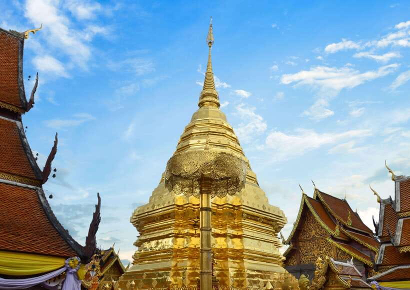 Chiang Mai: Hike on Monk’s Trail and Doi Suthep Private Tour - Wat Phra That Doi Suthep and the Golden Stupa: the best views come with effort