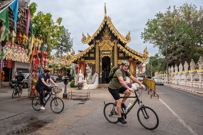 Chiang Mai: Historic Old City Bike Tour - Morning or Night - Key things to know before you go