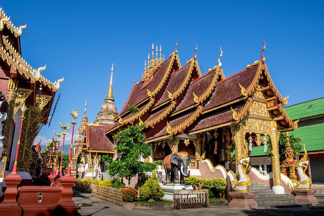 Chiang Mai: Historic Old City Bike Tour - Morning or Night - Wat Chedi Luang and the City Pillar: the temple stop that sets the tone