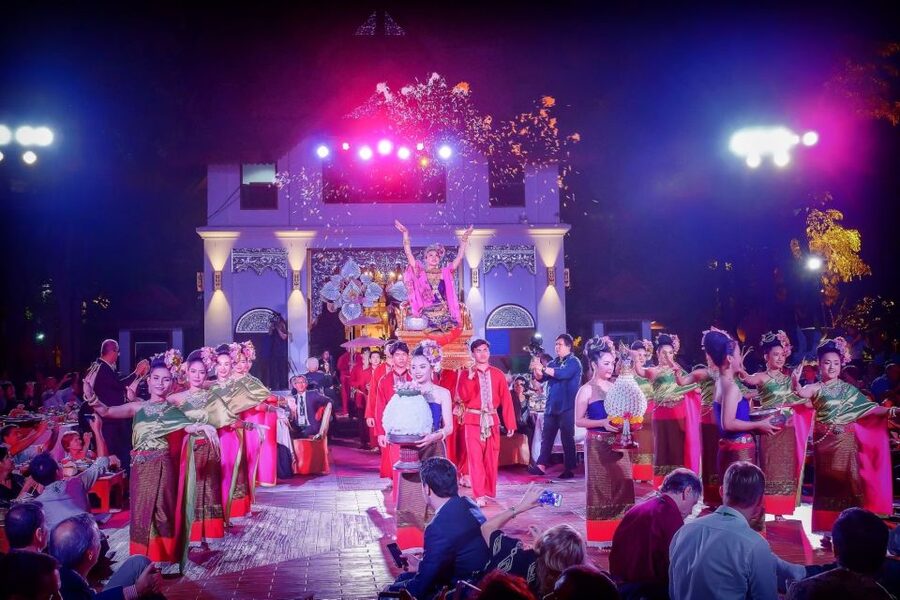 Chiang Mai: Khan Toke Traditional Meal & Dancing Performance - Bamboo Tables and Floor Mats: The Comfort Reality Check