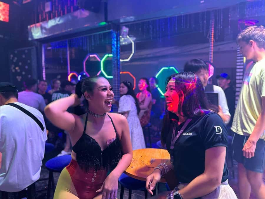 Chiang Mai: Ladyboy Cabaret Show with Dinner and Drinks - Key things to know before you go