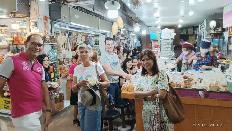 Chiang Mai: Local Food and Markets Guided Walking Tour - Key things worth knowing before you go