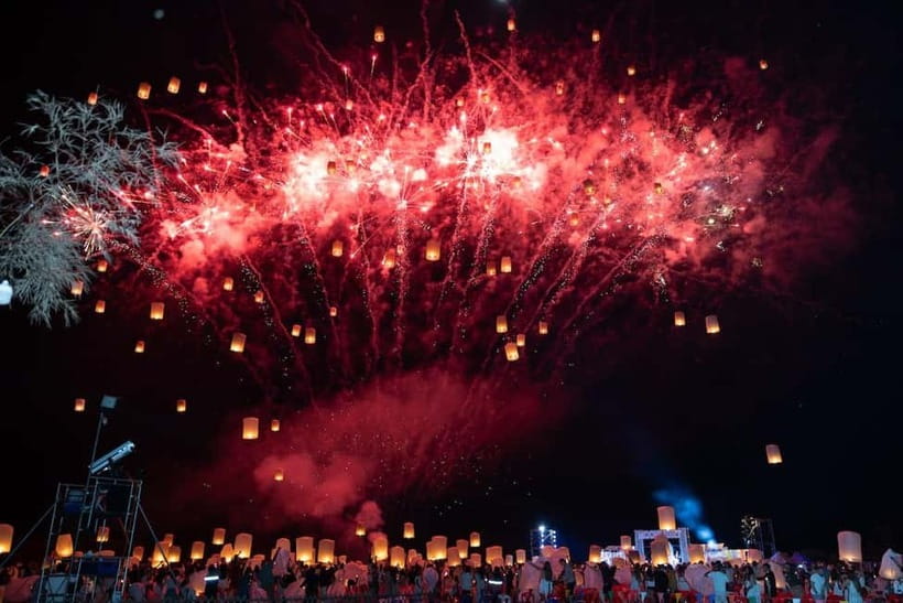 Chiang Mai Moonlight Sky Lantern Loy Krathong Festival 2025 - What the Chiang Mai Moonlight Lantern Festival Is Really About
