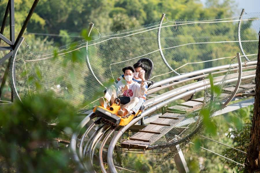 Chiang Mai: Pongyang Jungle Coaster & Zipline with Transfer - Safety Gear, Briefing, and the Weight Reality Check