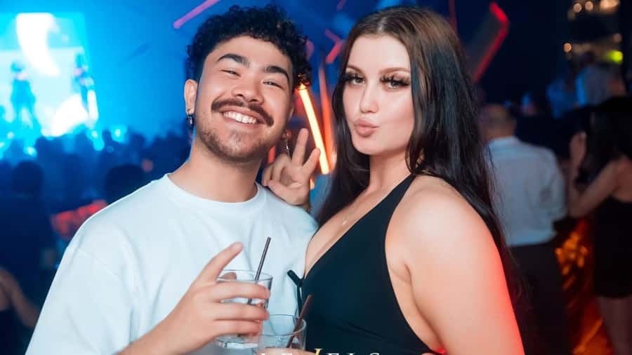 Chiang Mai Pub Crawl: 4 Venues, Beer Buffet & VIP Entry - Key things to know before you go