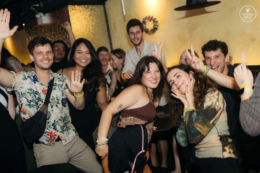 Chiang Mai Pub Crawl: 4 Venues, Beer Buffet & VIP Entry - A Hosted Chiang Mai Night You Can Actually Relax In