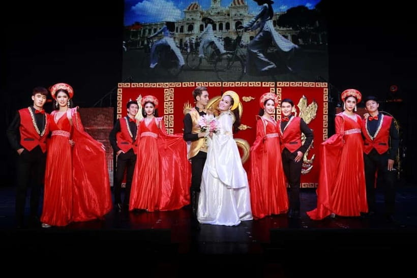 Chiang Mai: Siam Dragon Cabaret Show with Optional Transfer - Getting there: meeting point, optional transfer timing, and easy arrivals