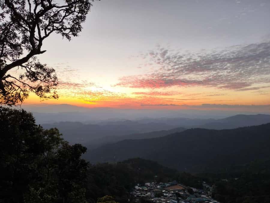 Chiang Mai Sunset Point,Wat Pha Lat,Wat Doi Suthep,Wat Umong - What’s included, and where your value really comes from