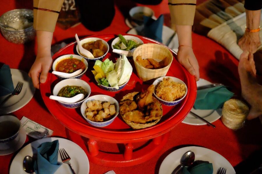 Chiang Mai Traditional Khan Toke Meal & Cultural Performance - Key Things You’ll Notice Right Away