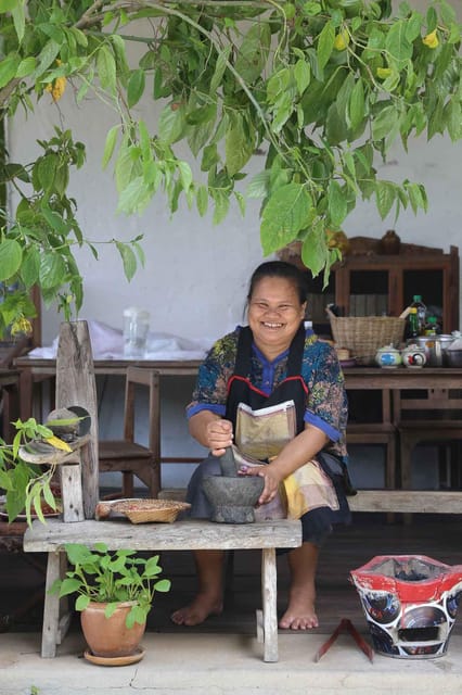 Chiang Mai : Traditional Northern Cooking Class - Sticky rice mastery: texture and flavor, not just cooking time