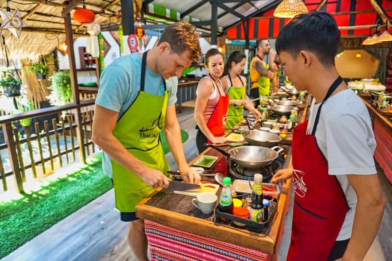 Chiang Mai: Traditional Thai-Akha Cooking Class& Market Tour - Getting picked up and set for cooking