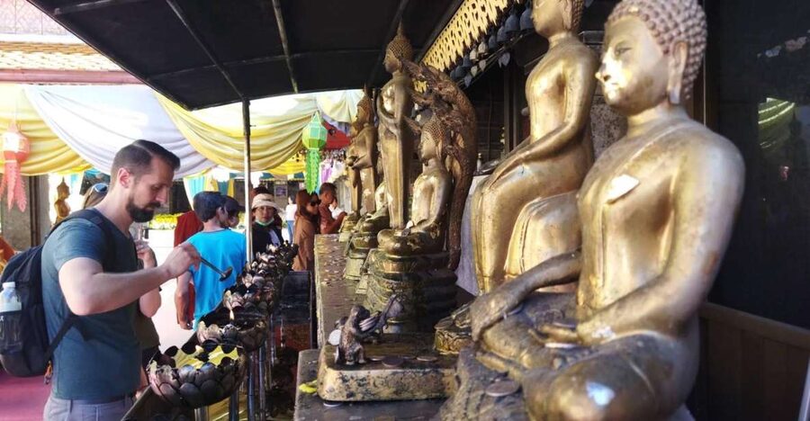 Chiang Mai: Wat Pha Lat & Wat Phra That Doi Suthep Tour - Pickup windows and getting to Pharmart C Drugstore without stress